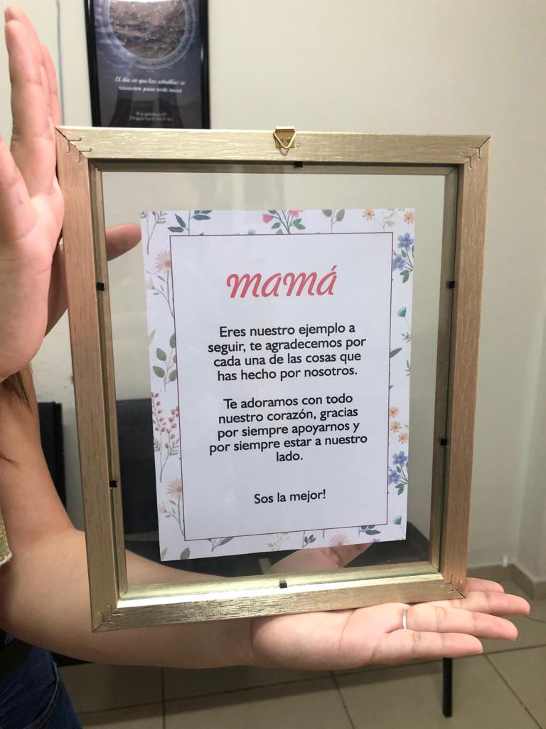 Cuadro Doble Vidrio Mom