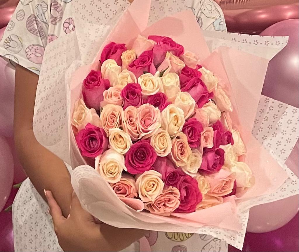 Roses Bouquet (60 rosas)