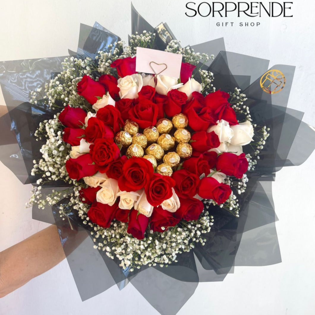 Luxury Bouquet 50 Rosas + Ferrero